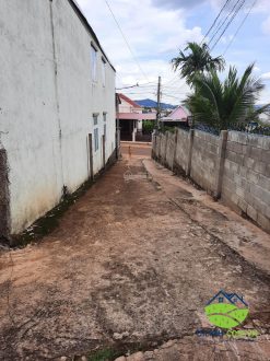 Ban nha duong Nguyen Du Thi tran Di Linh 398m2 1