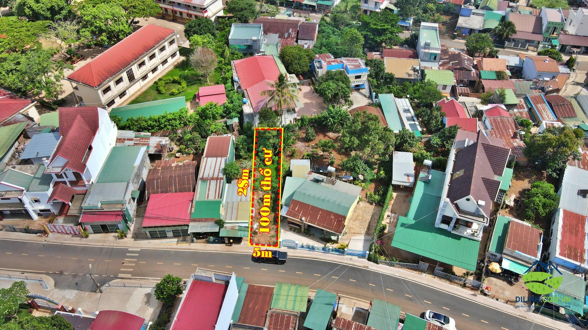 Ban dat mat tien duong hoang van thu di linh 02