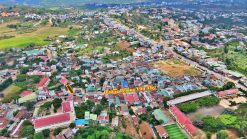 Ban dat mat tien duong hoang van thu di linh 03