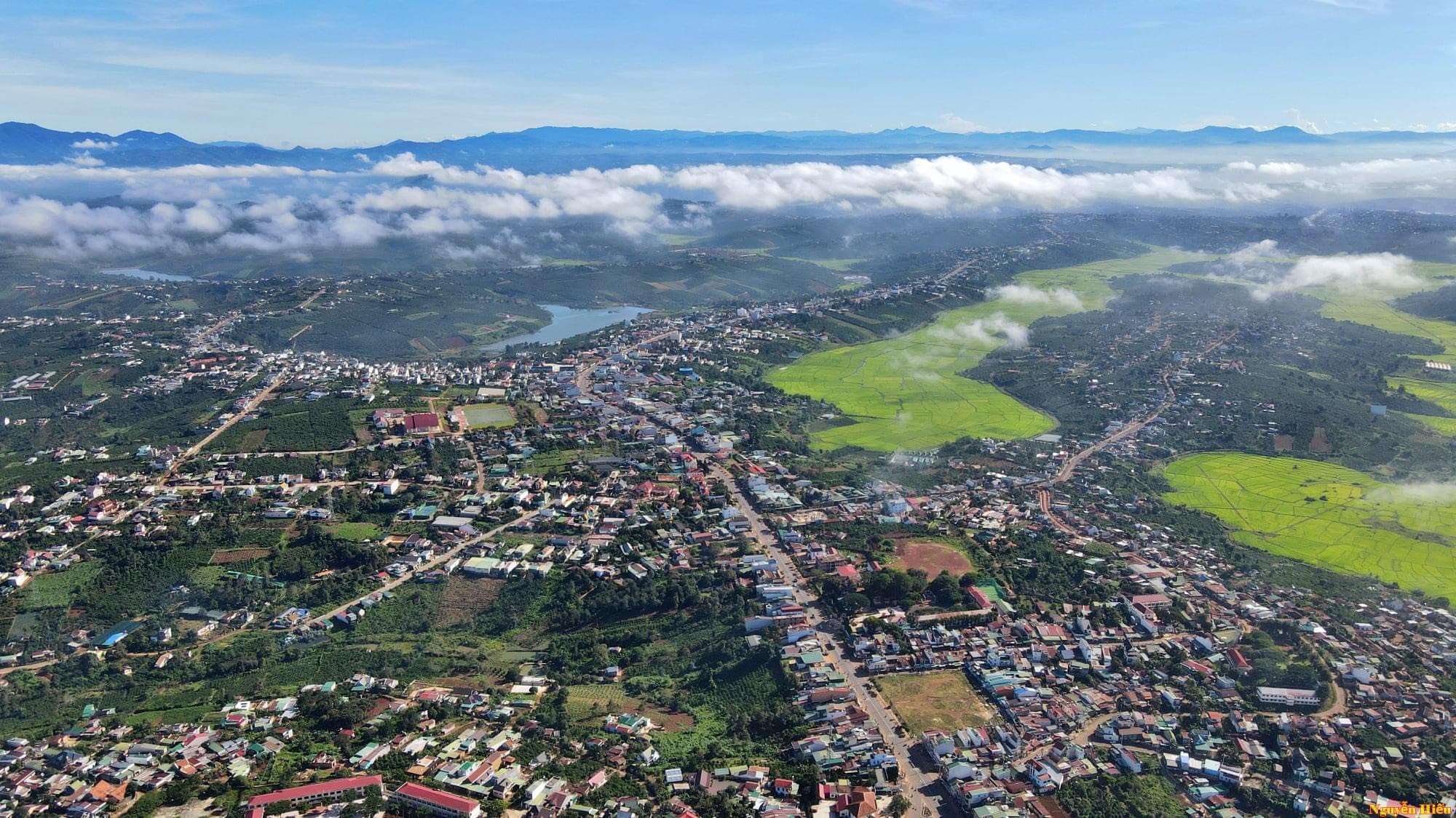 Bất động sản view hồ ở di Linh